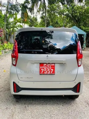 Mitsubishi eK Wagon M GRADE-SAFETY- 2024