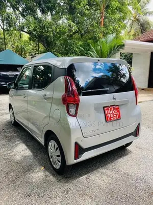 Mitsubishi eK Wagon M GRADE-SAFETY- 2024