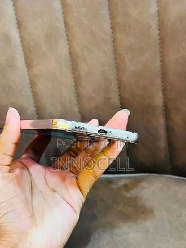 Samsung Galaxy S22+ 128GB (Used)