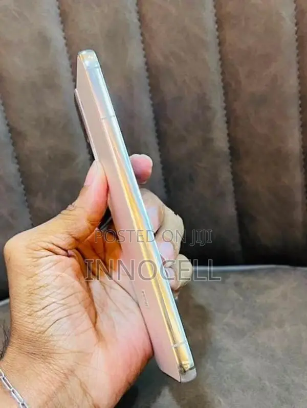 Samsung Galaxy S22+ 128GB (Used)