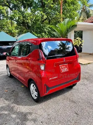 Mitsubishi eK Wagon M GRADE-SAFETY- 2023
