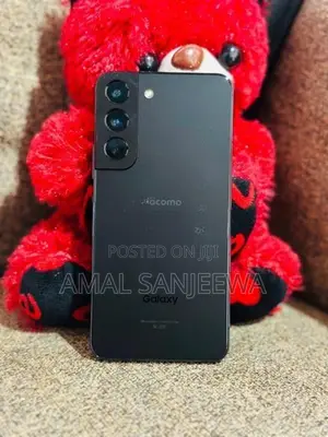 Samsung Galaxy S22 (Used)