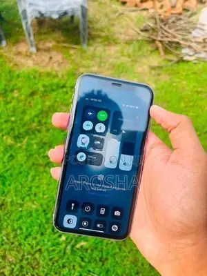 Apple iPhone 11 (Used)