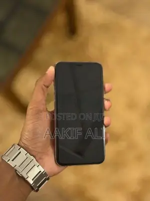 Apple iPhone 11 Pro (Used)