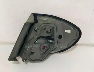 Nissan Cefiro A33 Tail Light LH