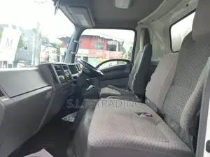 Isuzu Elf 16.5 ALLUMINIUM 2017