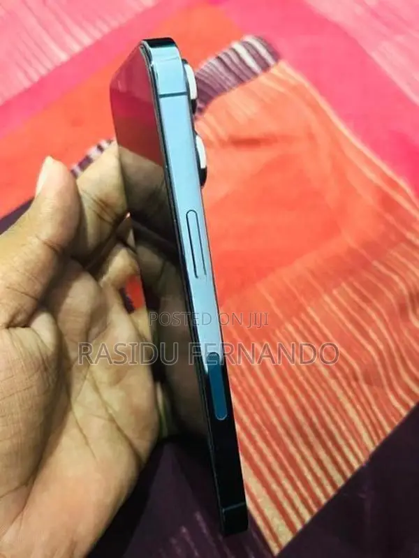 Apple iPhone 13 Pro (Used)
