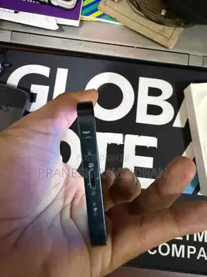 Apple iPhone 14 (Used)
