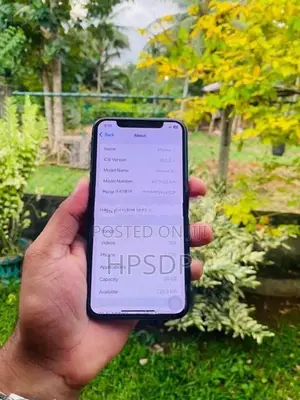 Apple iPhone XS (Used)