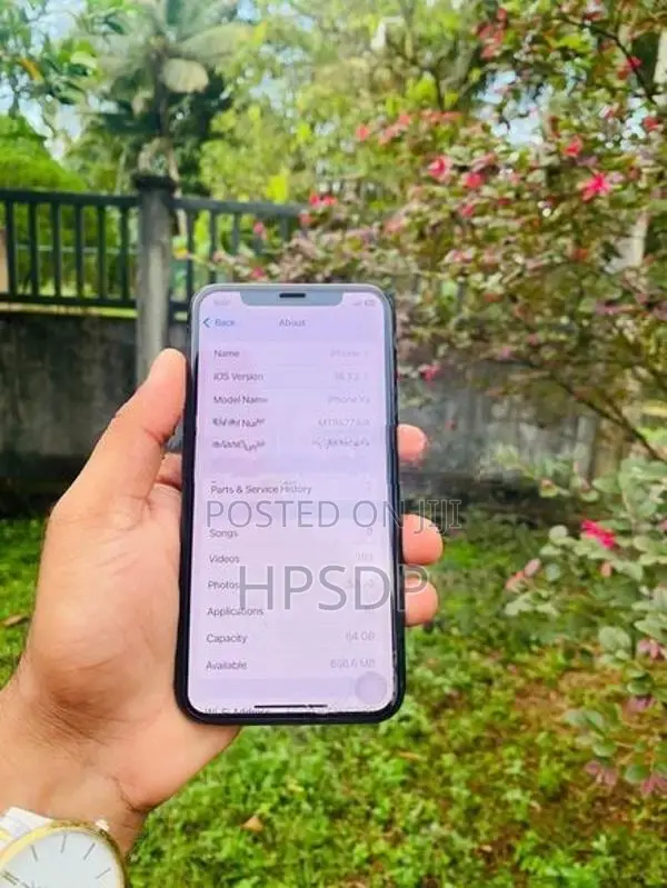 Apple iPhone XS (Used)