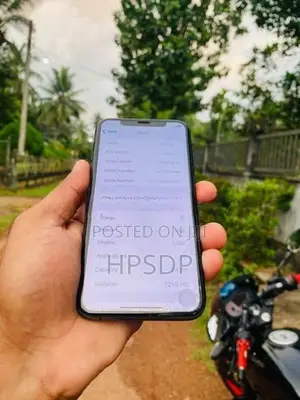 Apple iPhone XS (Used)