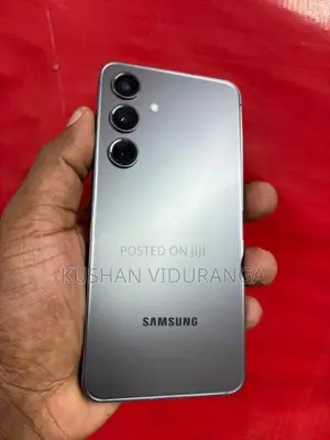 Samsung Galaxy S24 (Used)