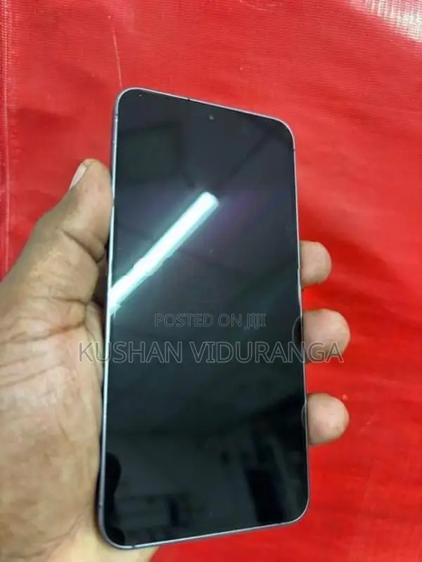 Samsung Galaxy S24 (Used)