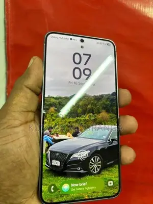 Samsung Galaxy S24 (Used)