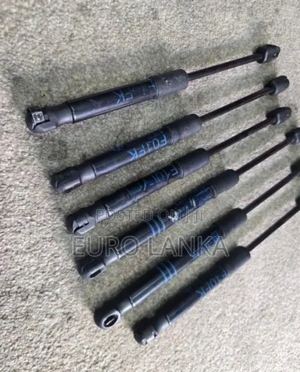 BMW 520d F10 Bonnet Shocks