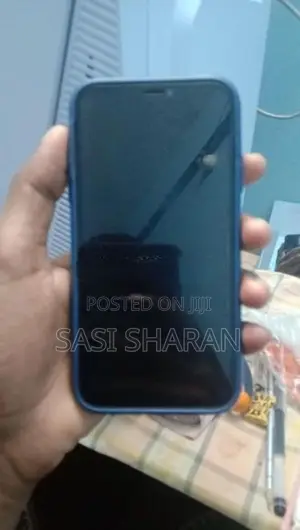 Apple iPhone 11 (Used)