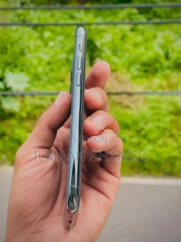 Apple iPhone 11 Pro (Used)