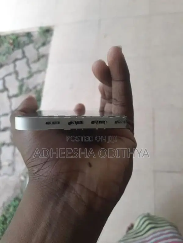 Apple iPhone 13 (Used)