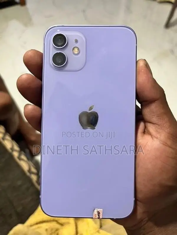 Apple iPhone 12 (Used)