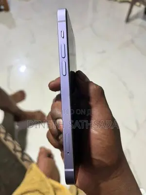 Apple iPhone 12 (Used)