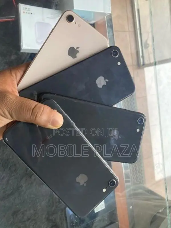 Apple iPhone 8 64GB (Used)