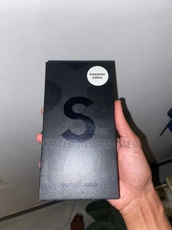 Samsung Galaxy S22 Ultra (Used)