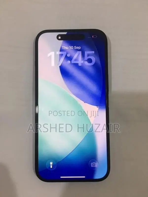 Apple iPhone 15 (Used)