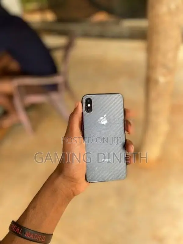 Apple iPhone XS 256GB (Used)