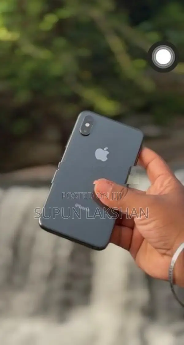 Apple iPhone XS (Used)