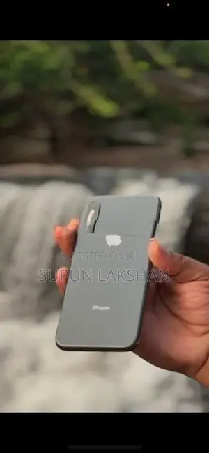 Apple iPhone XS (Used)