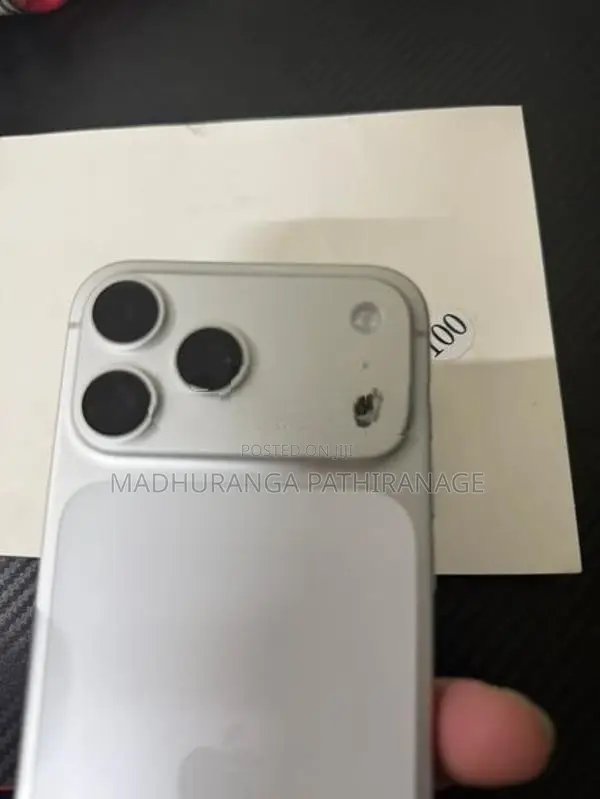 Apple iPhone 17 Pro Max (Used)