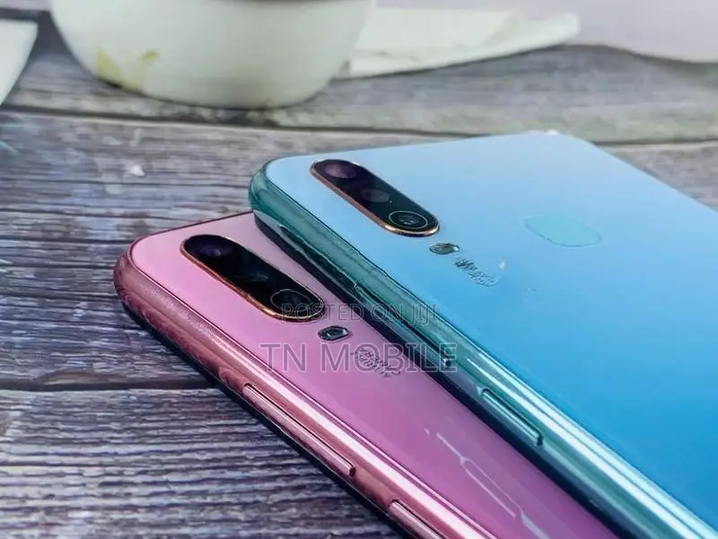 Vivo Y17 8GB/256GB (Used)
