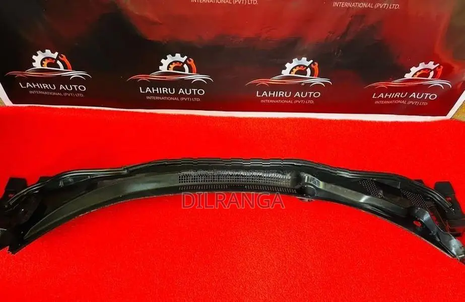 Vezel Wiper Panel