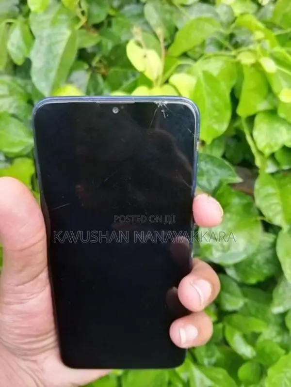 Realme 8 (Used)