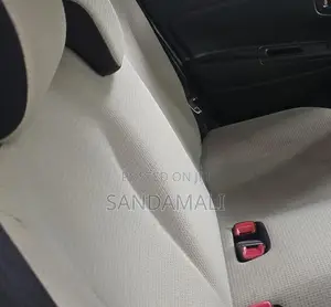 Toyota Vitz 2016