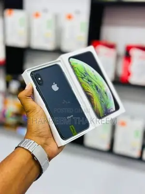 Apple iPhone XS (Used)