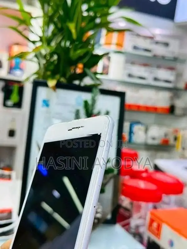 Apple iPhone 8 Plus (Used)