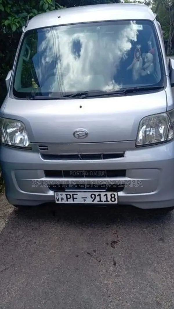 Daihatsu Hijet 2011