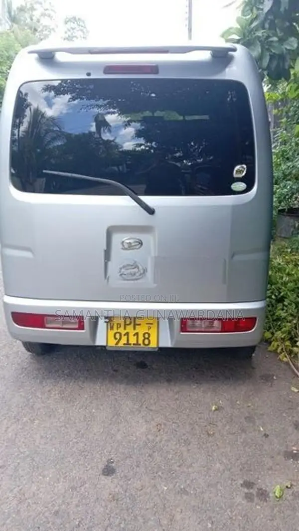 Daihatsu Hijet 2011