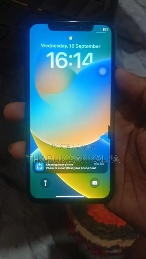 Apple iPhone X (Used)