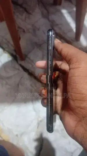 Apple iPhone X (Used)