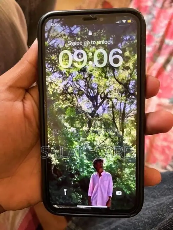 Apple iPhone X (Used)