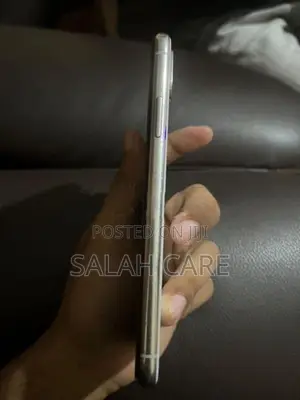 Apple iPhone X (Used)