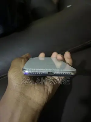 Apple iPhone X (Used)