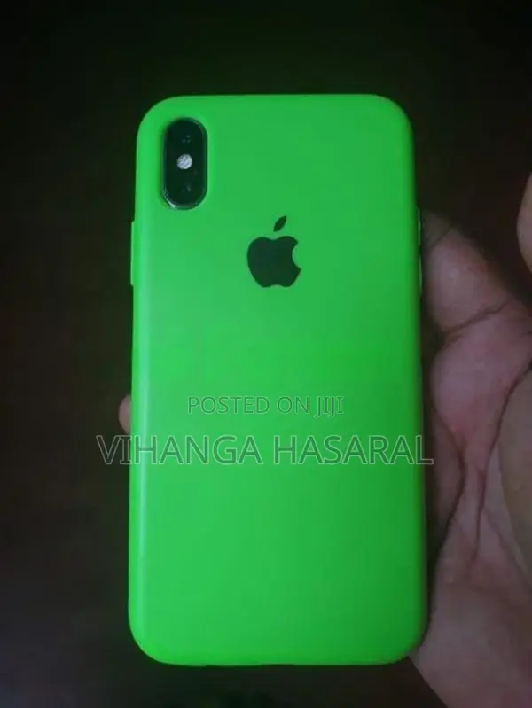 Apple iPhone XS (Used)