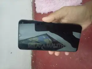 Samsung Galaxy A20 (Used)