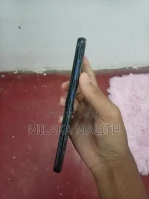 Samsung Galaxy A20 (Used)