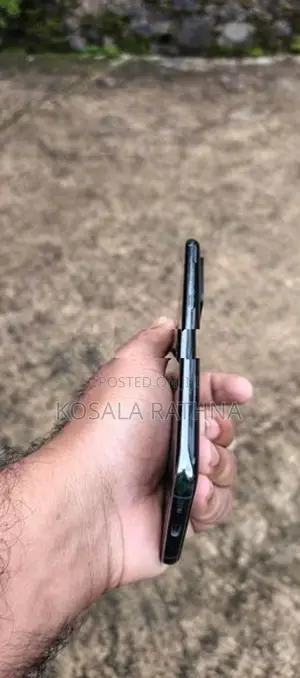 Samsung Galaxy S20 Ultra (Used)