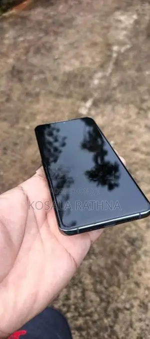 Samsung Galaxy S20 Ultra (Used)