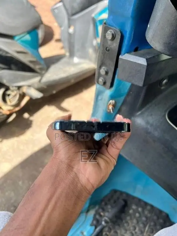 Apple iPhone 12 Pro (Used)